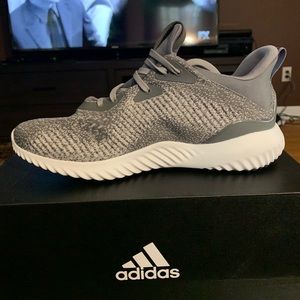 Adidas Alphabounce 1 w Size 8.5